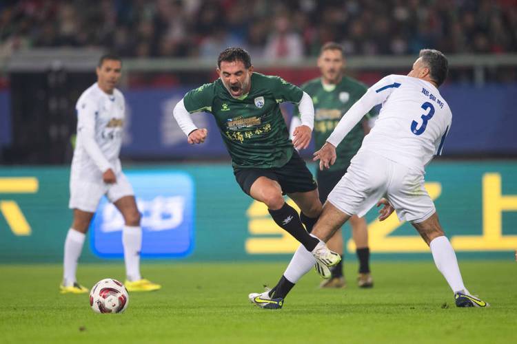 更体现了他 更体现了他