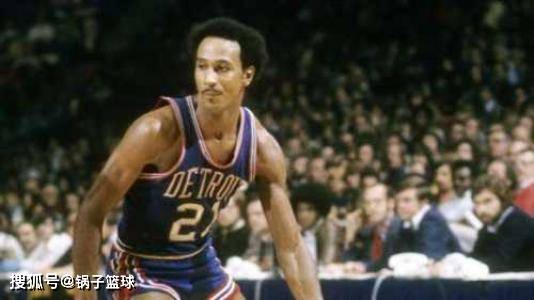 目中顶尖的 目中顶尖的