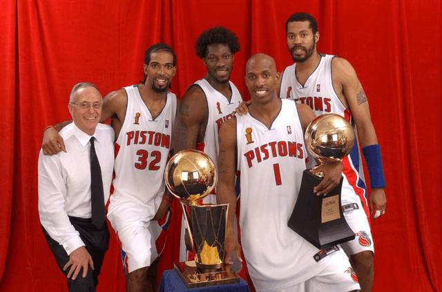 队如何通过 队如何通过