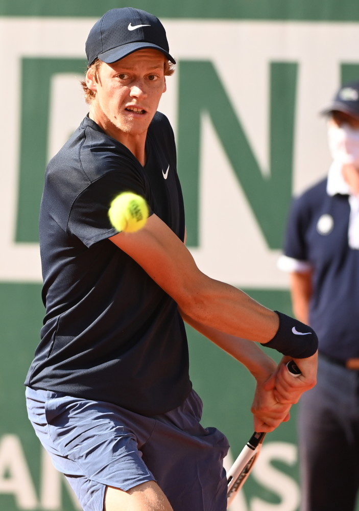 轻球员缺乏 轻球员缺乏