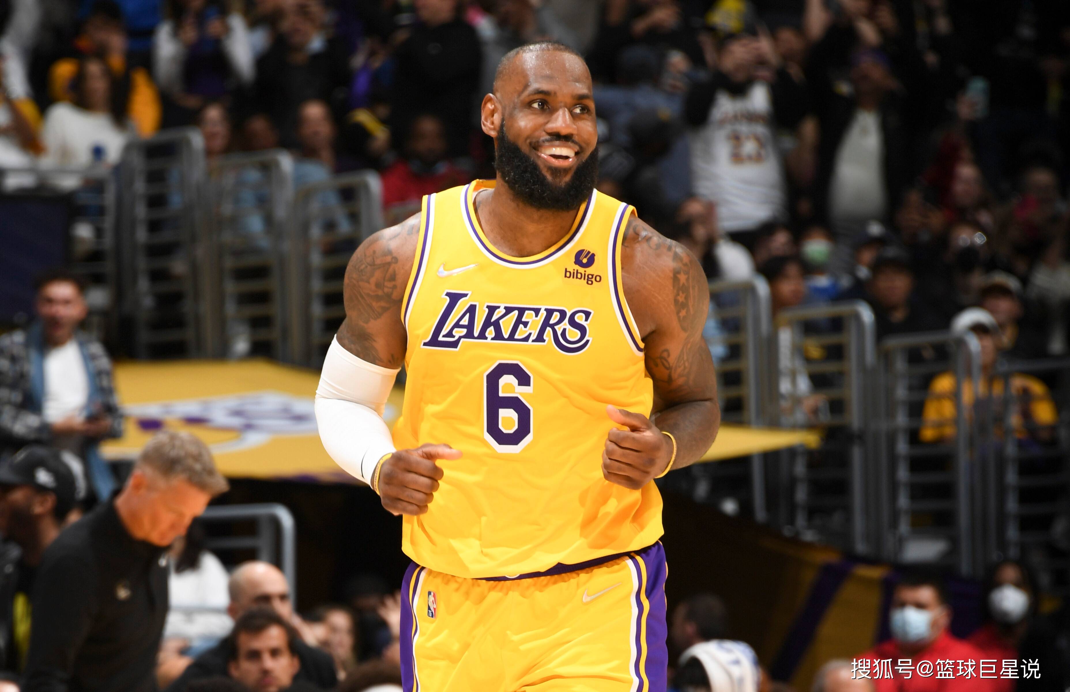 当官方把 当官方把